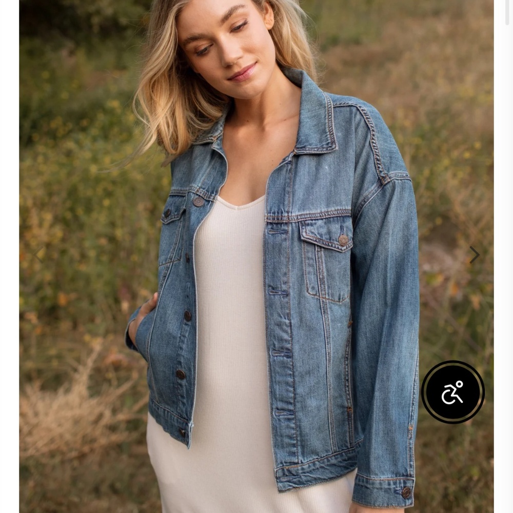 Carly Jean Los Angeles Jean Jacket